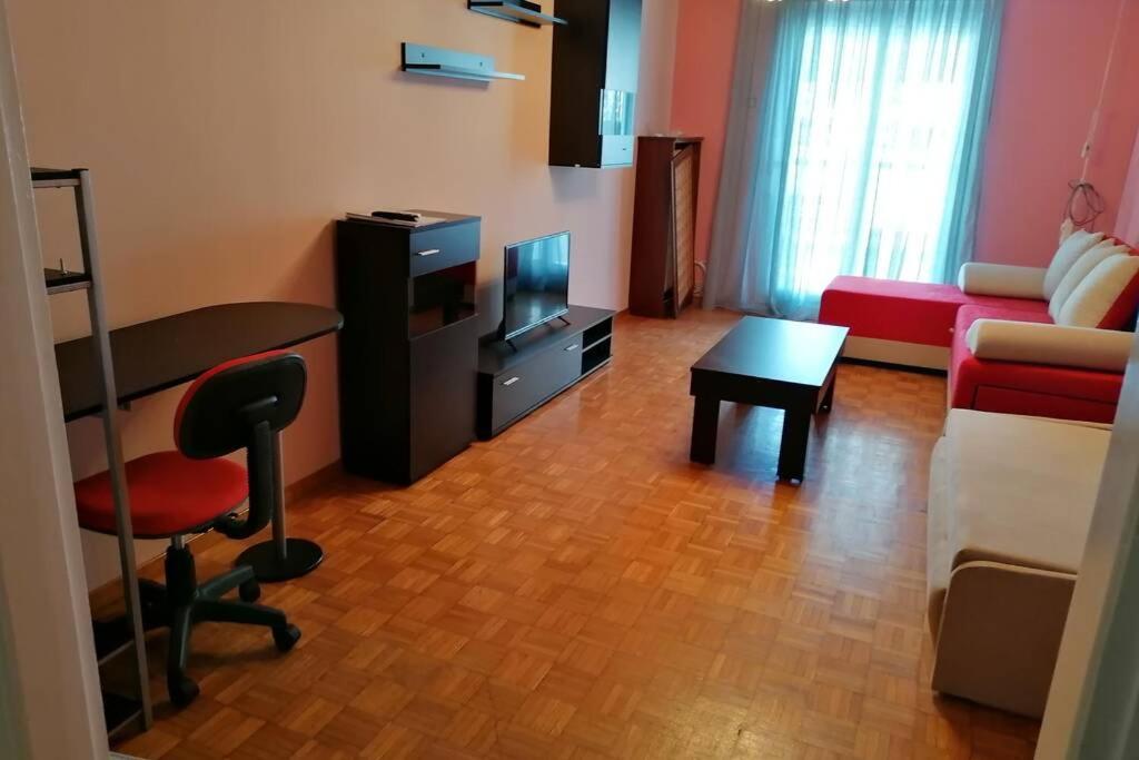 Debby'S Central Apartment Кавала Екстер'єр фото