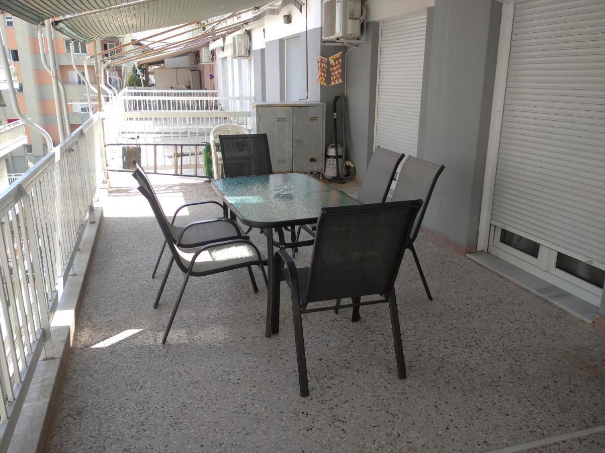 Debby'S Central Apartment Кавала Екстер'єр фото